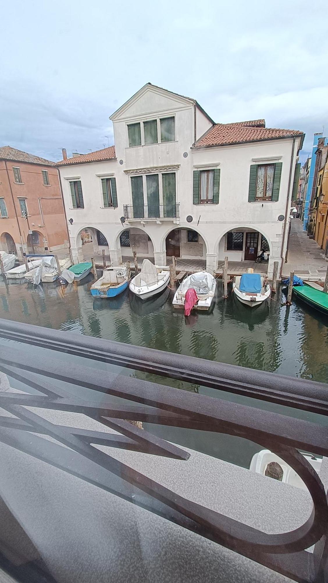 Casa Cuccagna Chioggia - Vista Canal Vena Buitenkant foto